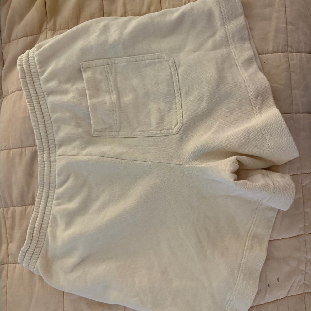 Vince Cream Drawstring Lounge Shorts - Picture 4 of 5